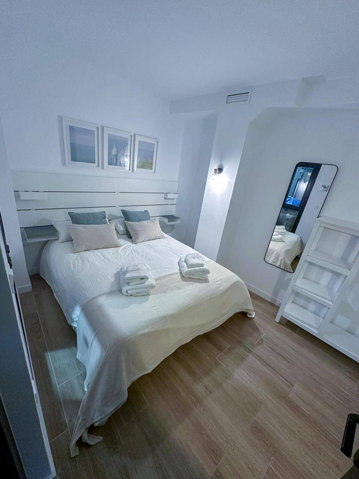 Zur Boutique Hostel Fuengirola Esterno foto