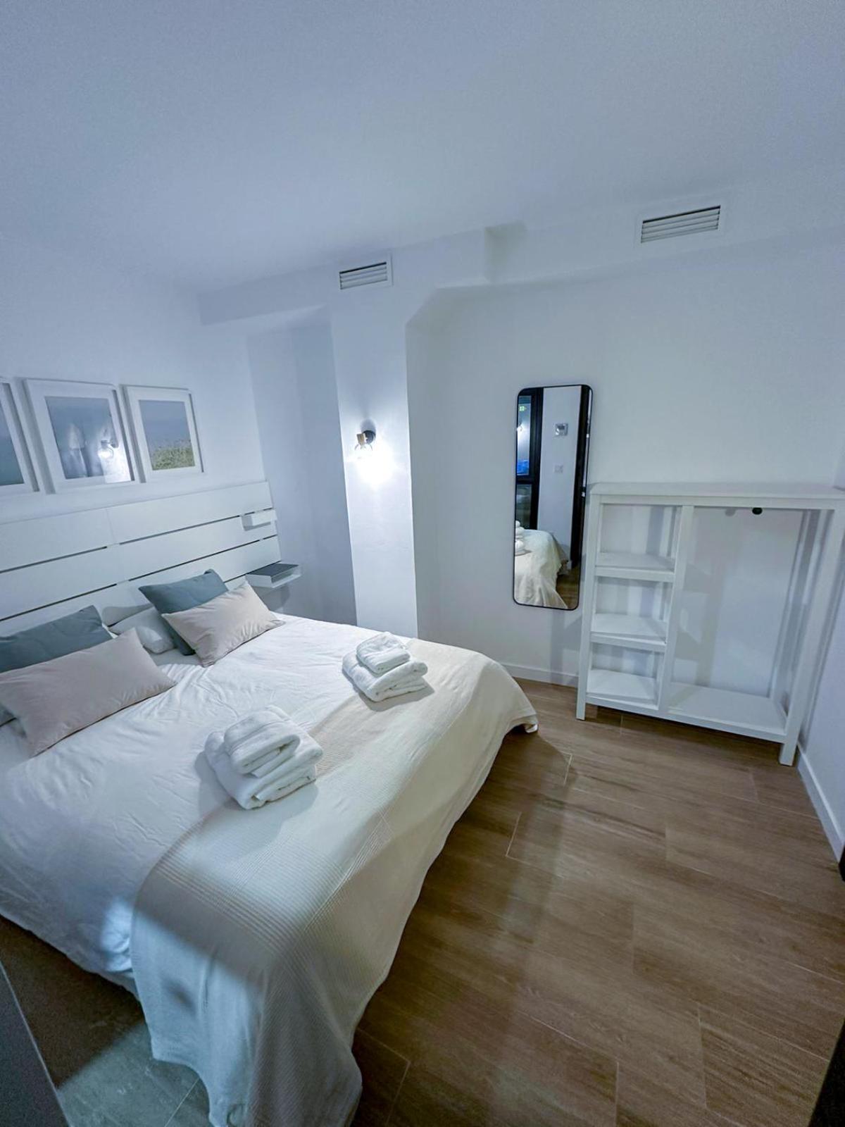 Zur Boutique Hostel Fuengirola Esterno foto