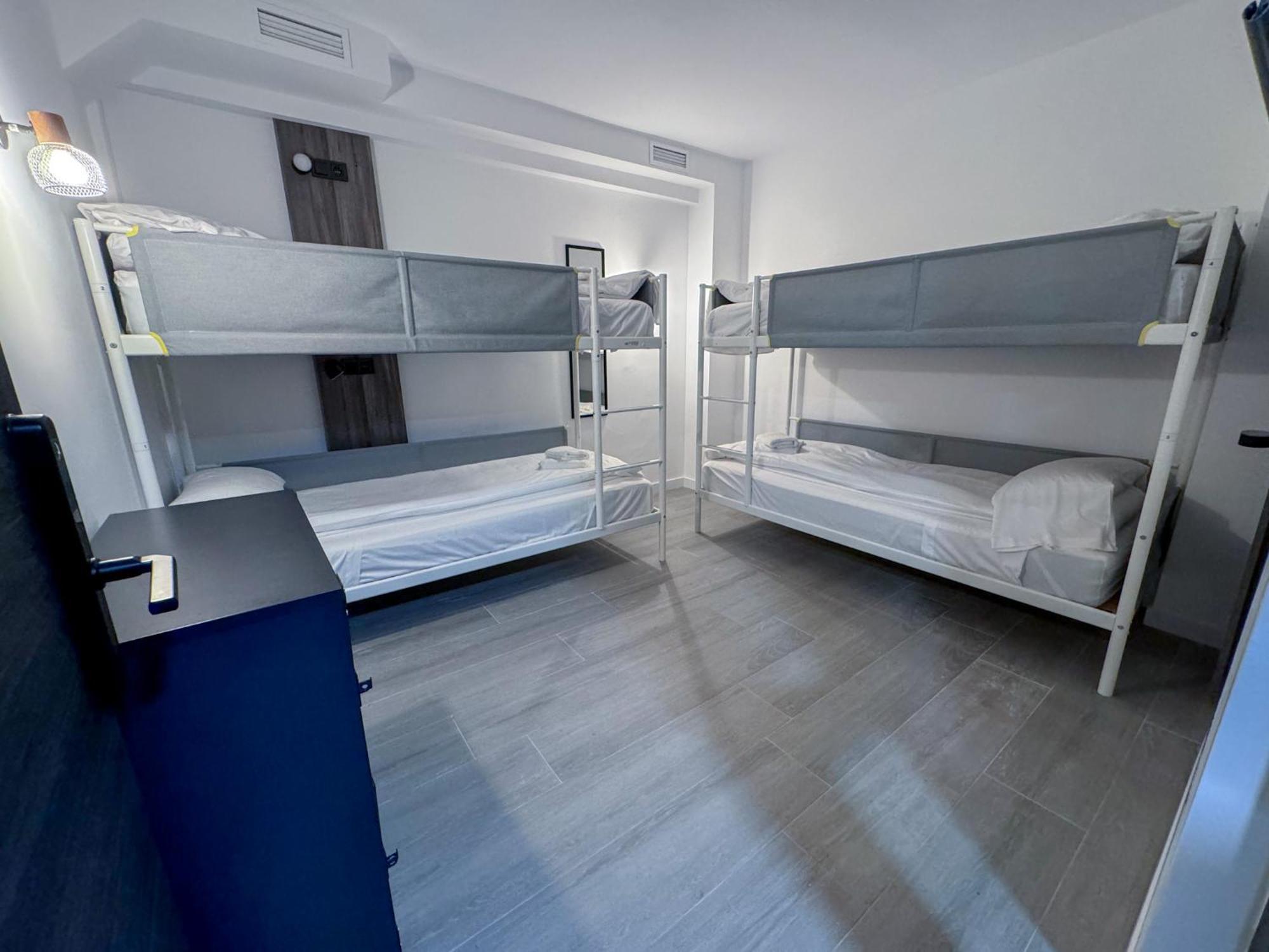 Zur Boutique Hostel Fuengirola Esterno foto