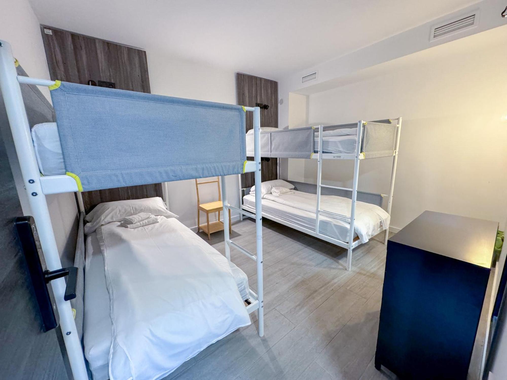 Zur Boutique Hostel Fuengirola Esterno foto